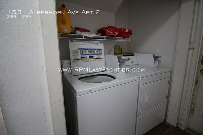 Building Photo - 1531 Alpenhorn Ave