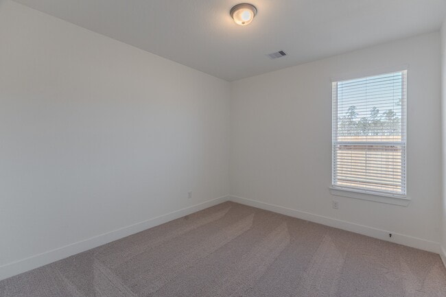 Building Photo - 9721 Roaring River Fls Ln