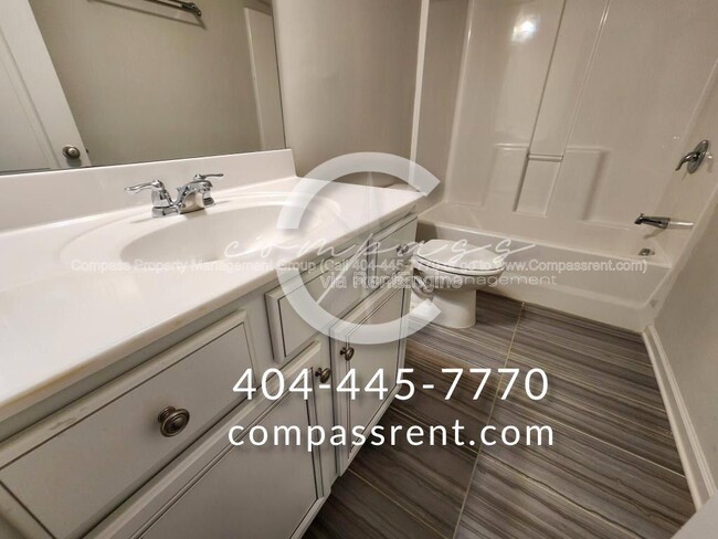 Building Photo - 2049 Brightleaf Way