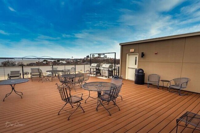 Building Photo - Gorgeous two bedroom two bath with 1574 ft.² two parking spaces included balcony, beautiful rooft...