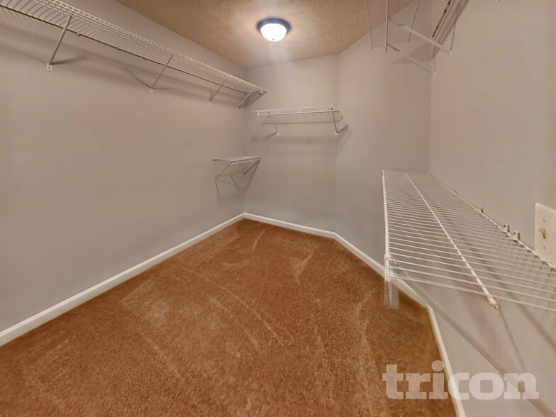 Building Photo - 3885 Marham Park Cir