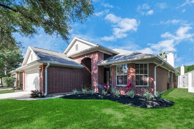 Building Photo - 14623 Cypress Cottage Ct
