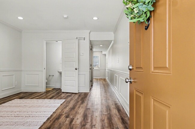 Building Photo - 3751 M.L.K. Jr Dr SW