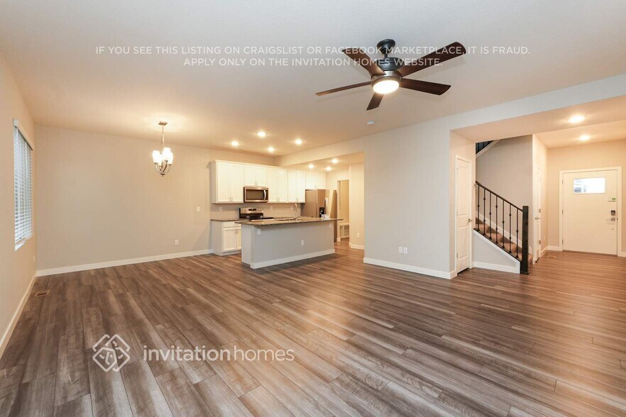 Building Photo - 11127 House Finch Ln