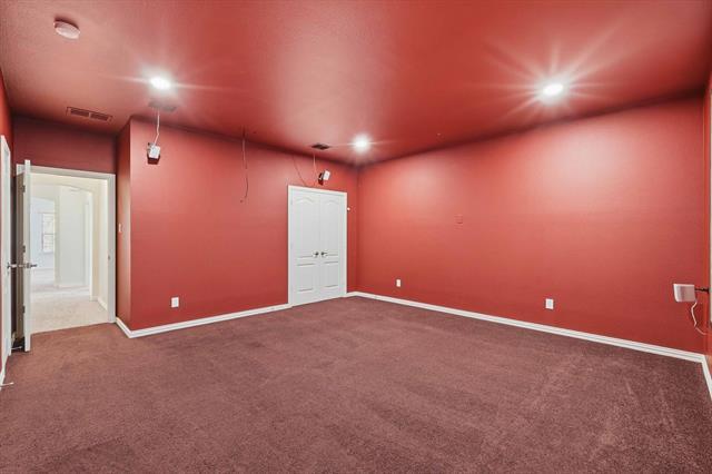 Building Photo - 304 Sir Brine Dr