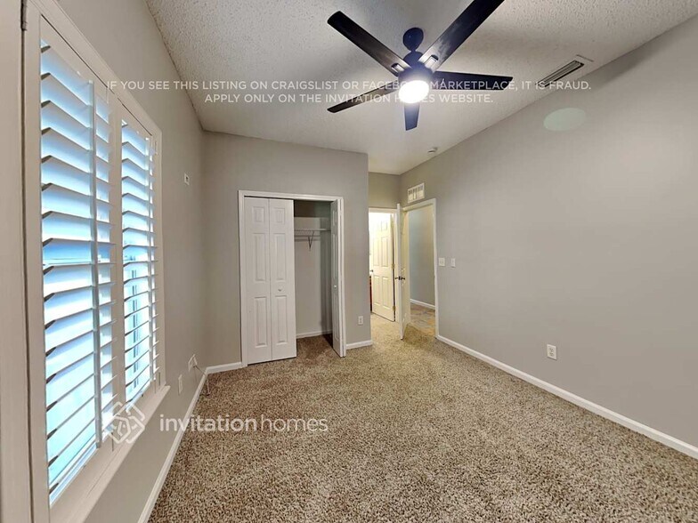 Building Photo - 12162 Autumn Sunrise Dr