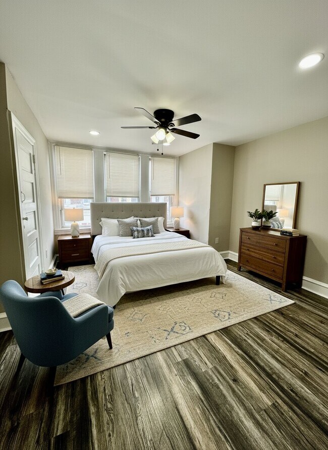 Building Photo - 4323 N 8th St