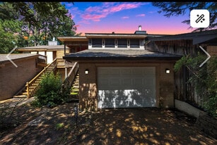 Building Photo - 1503 Wimbledon Dr