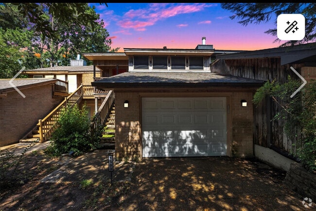 Building Photo - 1503 Wimbledon Dr