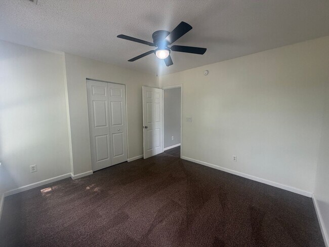Building Photo - 1755 Polaris Dr