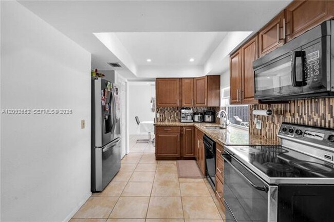 Building Photo - 11911 NW 32nd Manor