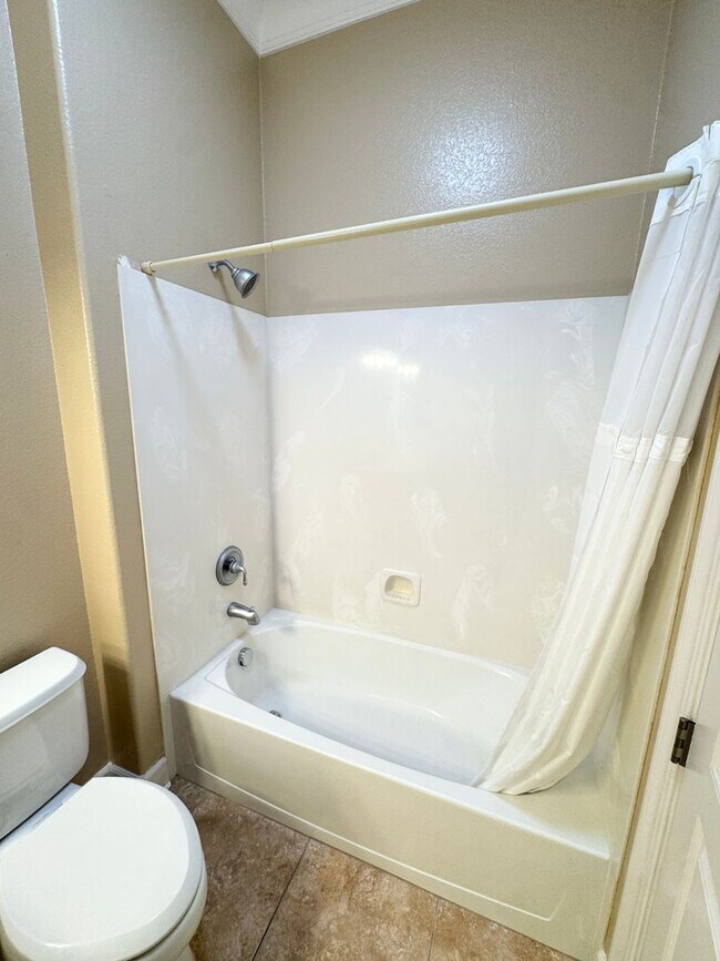 Building Photo - Sun City Lincoln Hills Active Adult Community Three Bedroom Three Car Garage SEE VIDEO