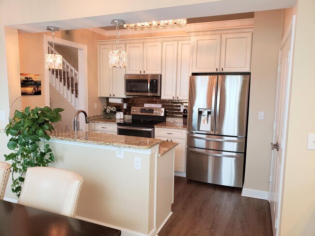 Building Photo - 3236 Silver Sands Cir