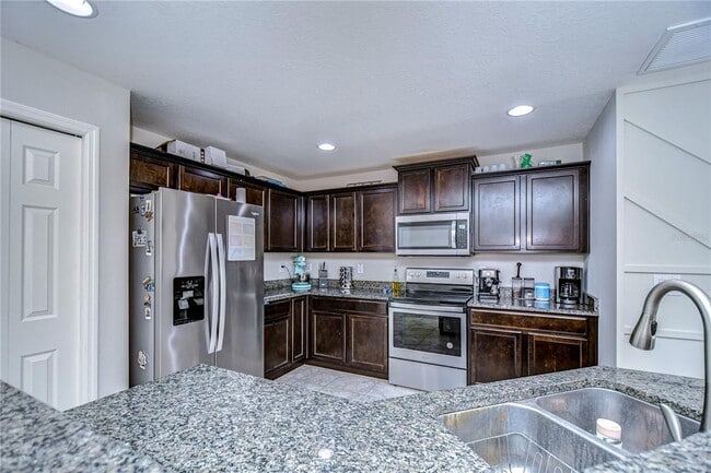 Building Photo - 5005 Chipotle Ln
