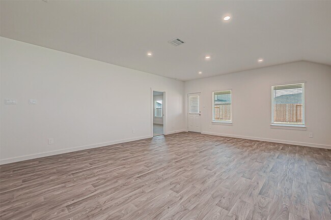 Building Photo - 6108 Artwood Fls Dr