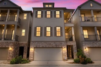 Building Photo - 8911 Wind Springs Dr