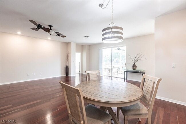 Building Photo - 9282 Palm Island Cir