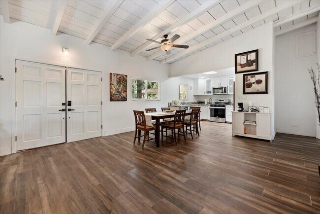 Building Photo - 32300 Shadow Mountain Ln