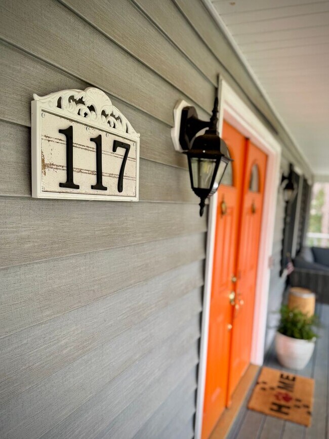 Building Photo - 117 Ashley Rd