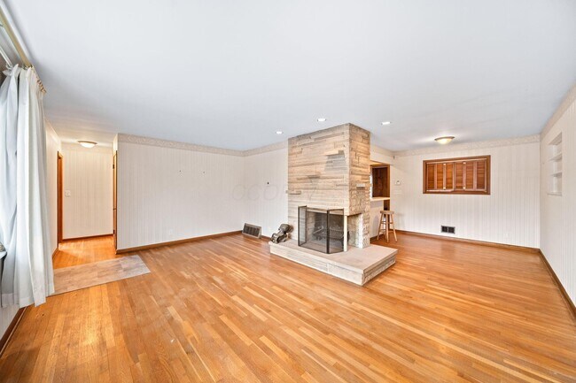 Building Photo - 1565 Garywood Ave