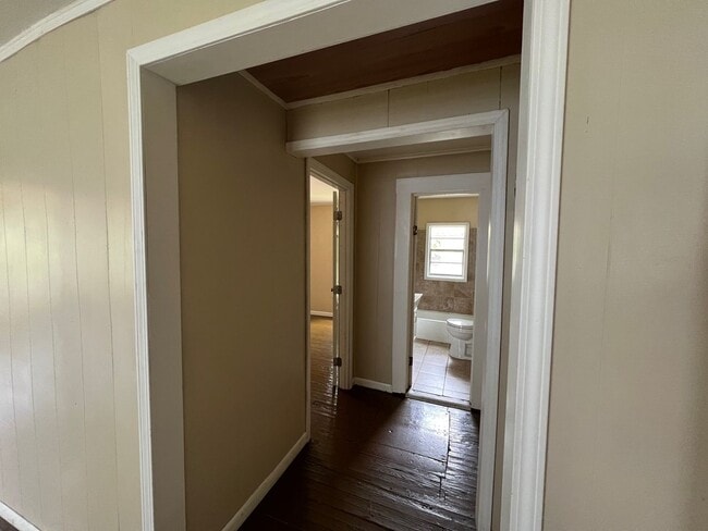 Building Photo - 3 bedroom 1 bathroom home in West Tuscaloosa