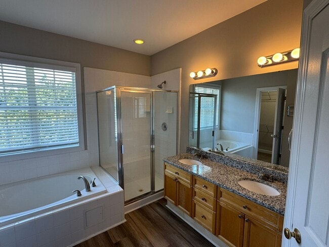 Building Photo - 11432 McGinns Trace Ct