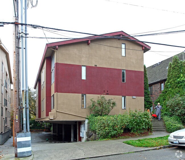 Primary Photo - 4259 8th Ave NE