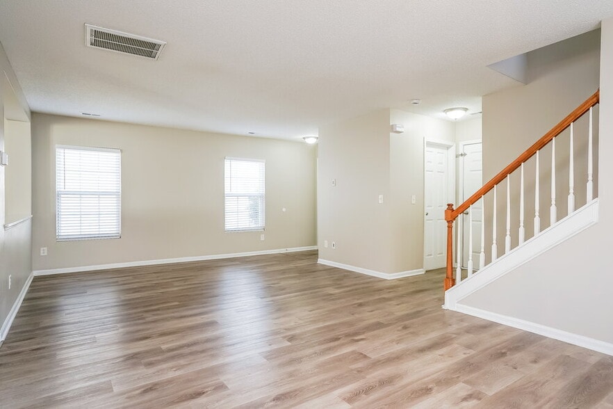 Building Photo - 8143 Cohosh Ct