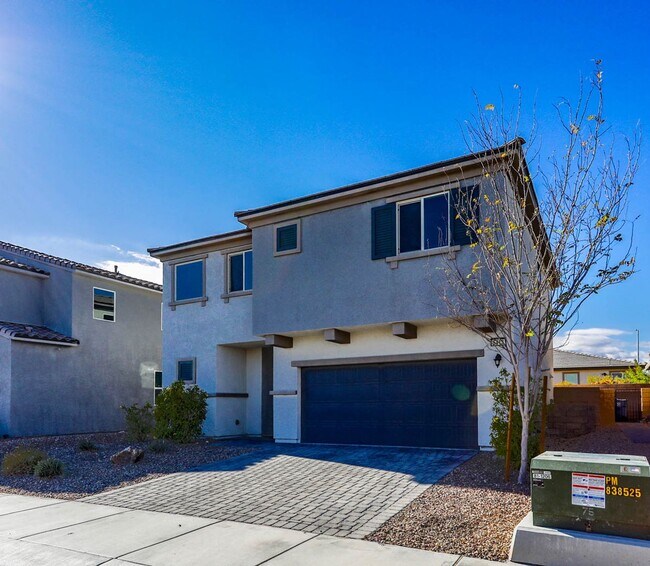 Building Photo - Beautiful 3 Bedroom Home, In Gated Community, Convenient To Nellis AFB