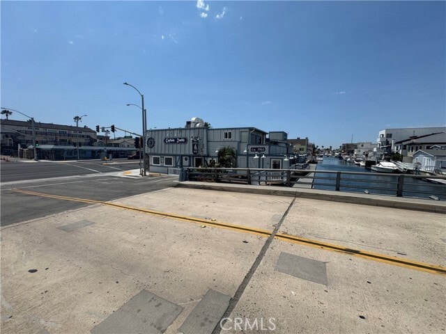 Building Photo - 16696 Bayview Dr