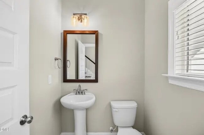 Building Photo - 90 Eagle Chase Dr