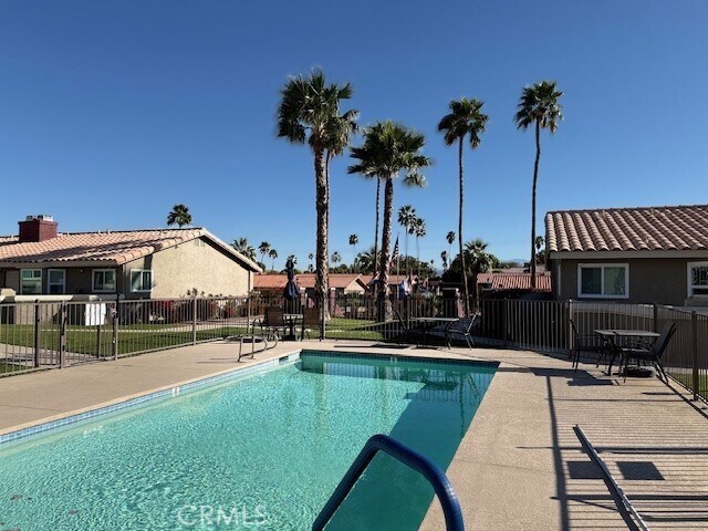 Building Photo - 79700 Ave 42