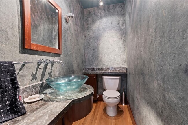 Building Photo - 1442 Federal Way