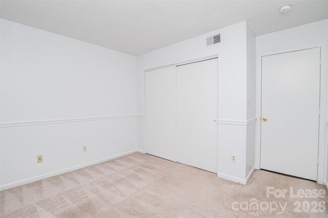 Building Photo - 11026 Harrowfield Rd