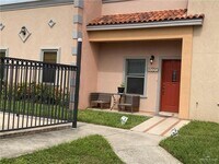 Building Photo - 2927 Allen Dr