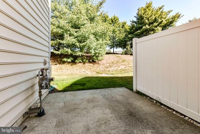 Building Photo - 42832 Bittner Square