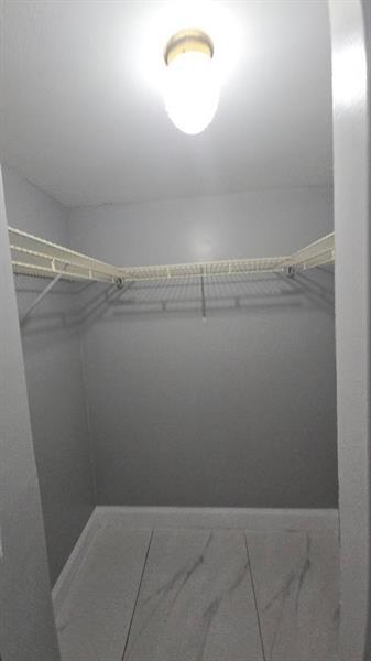 Building Photo - 3000 Riverside Dr