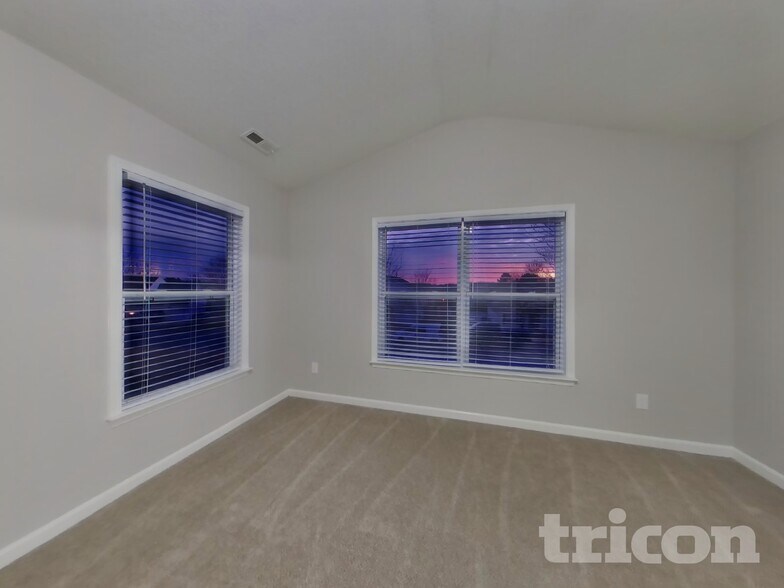 Building Photo - 3616 Crowders View Dr