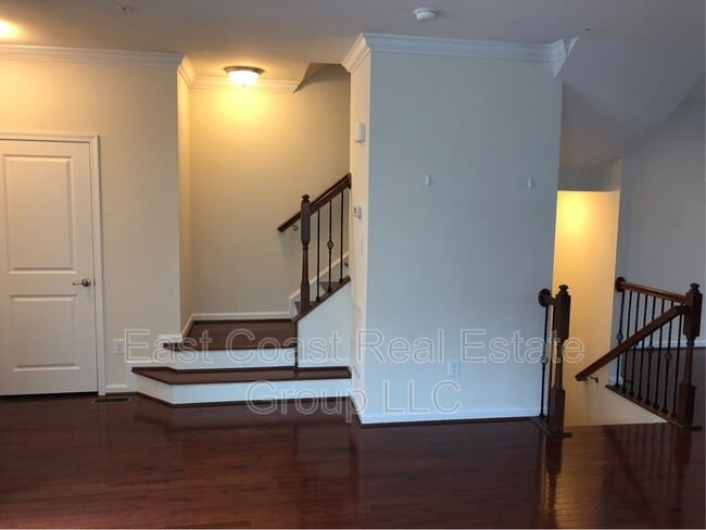 Building Photo - 9126 Landon House Ln