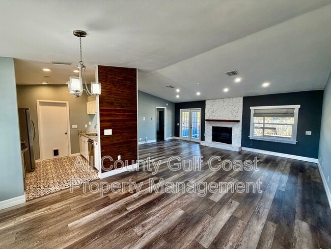 Building Photo - 8035 56th Ct E