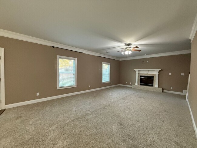 Building Photo - Evans, GA Home with 4 Beds/2.5 Baths