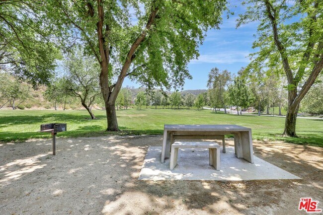 Building Photo - 24701 Cll Conejo