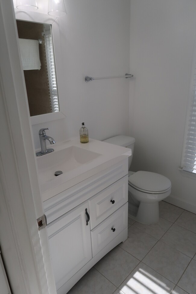 Building Photo - 4501 Deane Ct