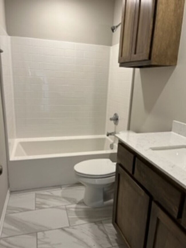 Building Photo - 1st Month Free!