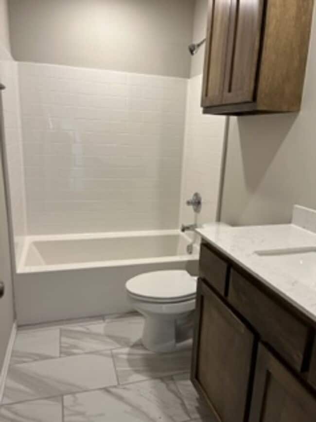 Building Photo - 2924 NW 195th St