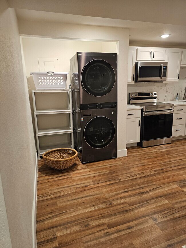 Building Photo - 4153 W Eldorado Pl