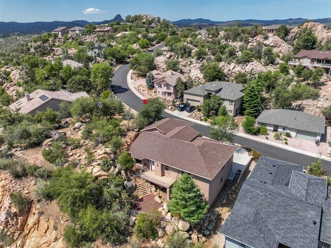 Building Photo - Large 4 bed, 3 bath home in Prescott for R...