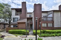 Building Photo - 10527 Perrin Beitel