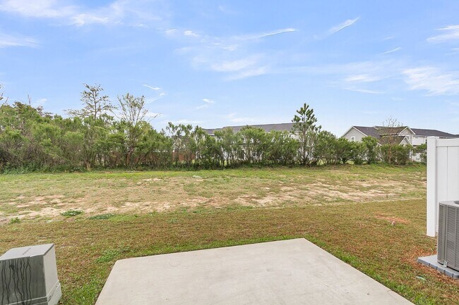 Building Photo - Move-In Ready Home in the Heart of Goose Creek