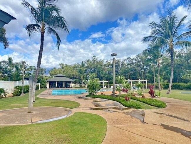 Building Photo - Highly Desirable Villas at Kenolio Ground Floor Corner Unit Available 5/1/26